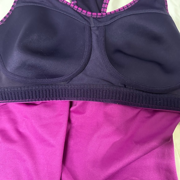 Nike raceback women’s purple size large dry fit built in bra (1935) - Picture 3 of 9